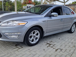 Ford Mondeo foto 2