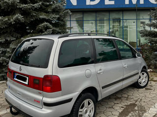 Volkswagen Sharan foto 4