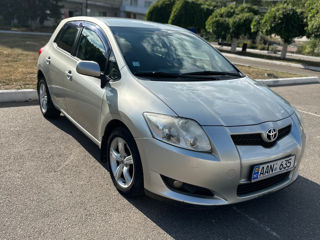 Toyota Auris foto 2