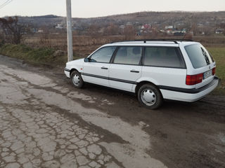 Volkswagen Passat foto 2