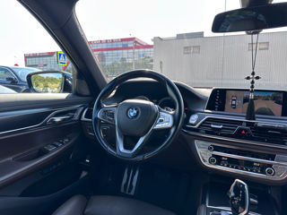 BMW 7 Series foto 14