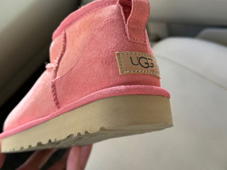 UGG - Original New foto 3