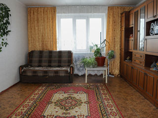 Localit. Dobrogea, centru, 3 camere, cu mobila foto 1