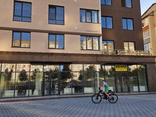 Apartament cu 2 camere, 63 m², Centru, Ialoveni foto 1