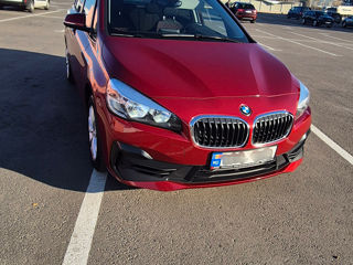 BMW 2 Series Active Tourer фото 0