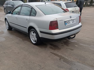 Volkswagen Passat foto 2