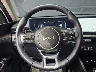 KIA K5 foto 4