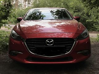 Mazda 3 foto 1