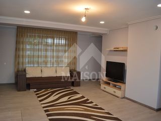 Se oferă spre chirie un apartament cu 2cameră+living sec. Centru, str. Alexandru Hajdeu foto 6