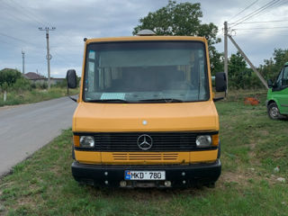 Mercedes 507D foto 2