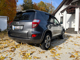 Toyota Rav 4 foto 5