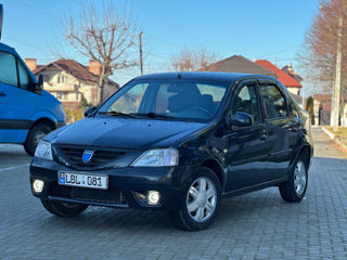 Dacia Logan foto 3