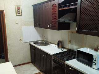 Apartament cu 2 camere, 56 m², Sculeni, Chișinău foto 6