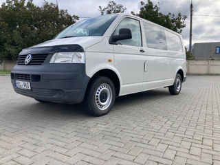 Volkswagen Caravelle foto 9