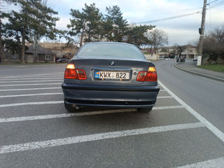 BMW 3 Series foto 5