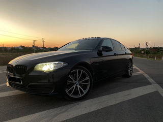 BMW 5 Series foto 2