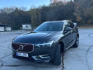 Volvo XC60 foto 2