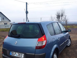 Renault Grand Scenic foto 3