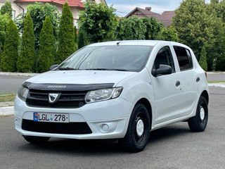 Dacia Sandero foto 3