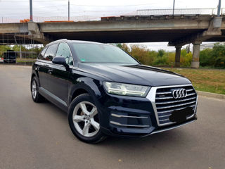 Audi Q7 foto 1