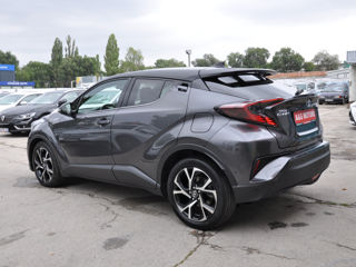 Toyota C-HR foto 7