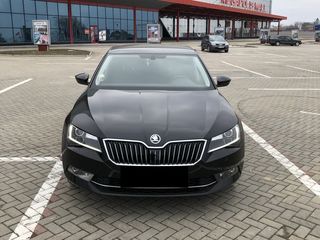 Skoda Superb foto 1