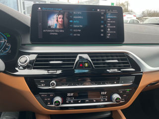 BMW 5 Series foto 12