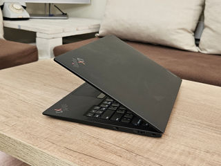 ThinkPad X1 Carbon Gen 9 (FullHD/i7 11Gen/16Gb/512Gb/Irys XE) foto 7