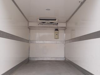 Servicii de transport  (frigorifice)  de la 3,5 tone pina la 20 tone foto 6