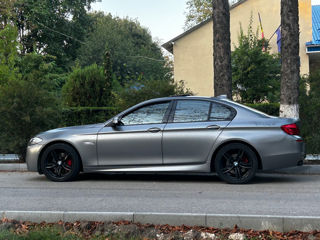 BMW 5 Series foto 5