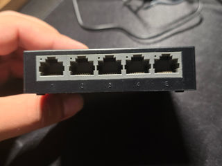 Switch TP-LINK LS1005G