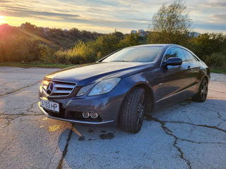 Mercedes E-Class Coupe foto 10