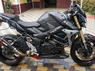 Suzuki GSR 750 Freegum foto 9