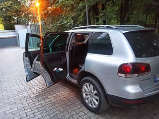 Volkswagen Touareg foto 2