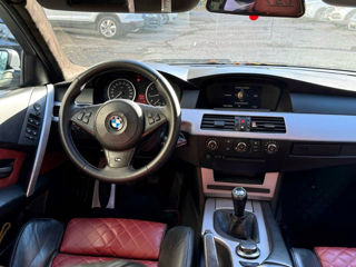 BMW 5 Series foto 3