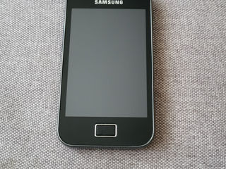 Samsung Galaxy Ace GT-S5830D foto 6