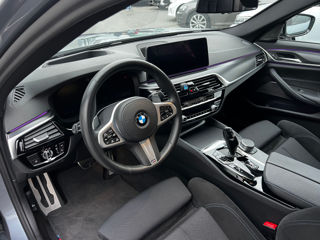 BMW 5 Series foto 11