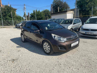 KIA Rio foto 4