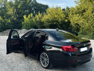 BMW 5 Series foto 4