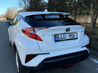 Toyota C-HR foto 6