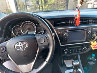 Toyota Auris foto 7