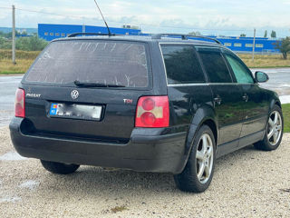 Volkswagen Passat foto 4