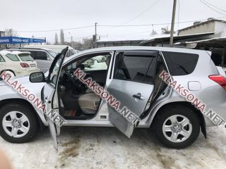 Toyota Rav 4 foto 1