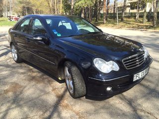 Mercedes C Class foto 3