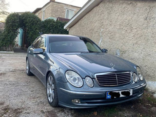 Mercedes E-Class foto 4