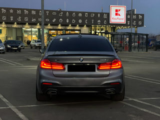 BMW 5 Series foto 6