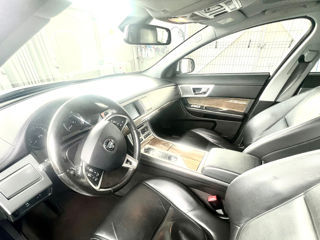 Jaguar XF foto 7