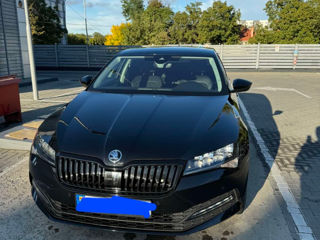 Skoda Superb foto 3