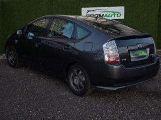 Toyota Prius foto 6