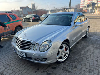 Mercedes E-Class foto 10